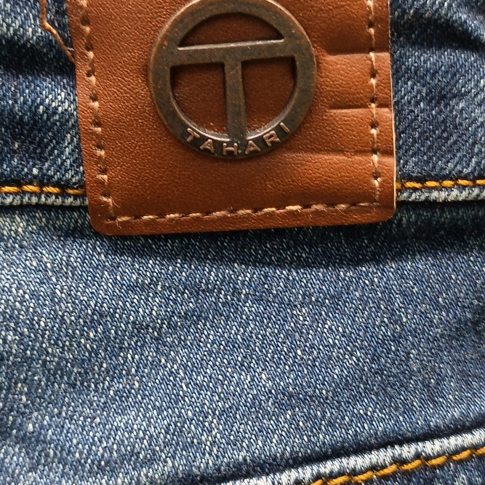 Women's Tahari Mid-Rise Straight Jeans - Picture 12 of 16
